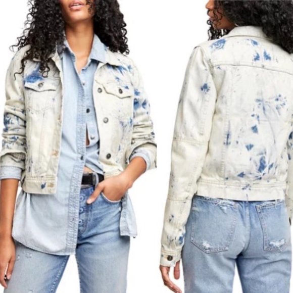 NWT‎ Free People Rumors Jones Tie Dye Blue Denim Jacket Large - Picture 1 of 5